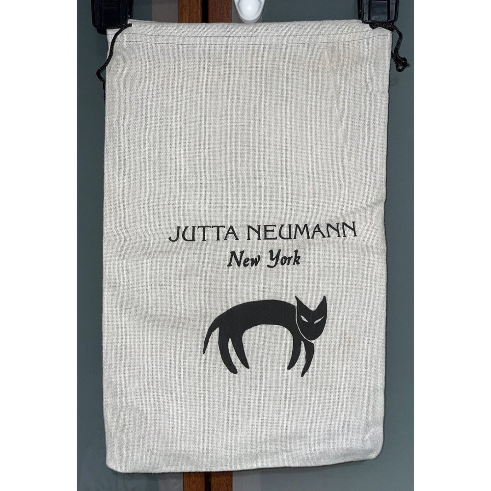 Jutta Neumann New York Logo Gray Drawstring Sandals Shoes Dust Bag Cover 9x14